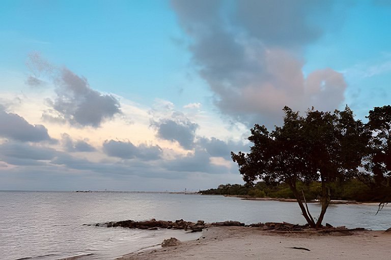 Hermoso apto con vista al mar y piscina en Coveñas