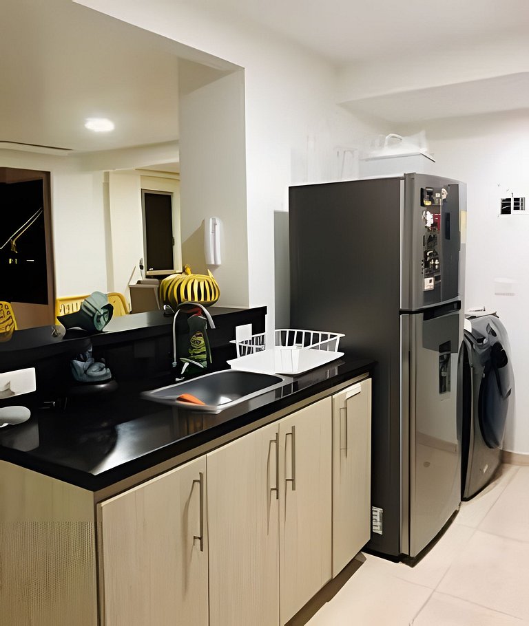 Apartamento con aire, hamaca, piscina y gym
