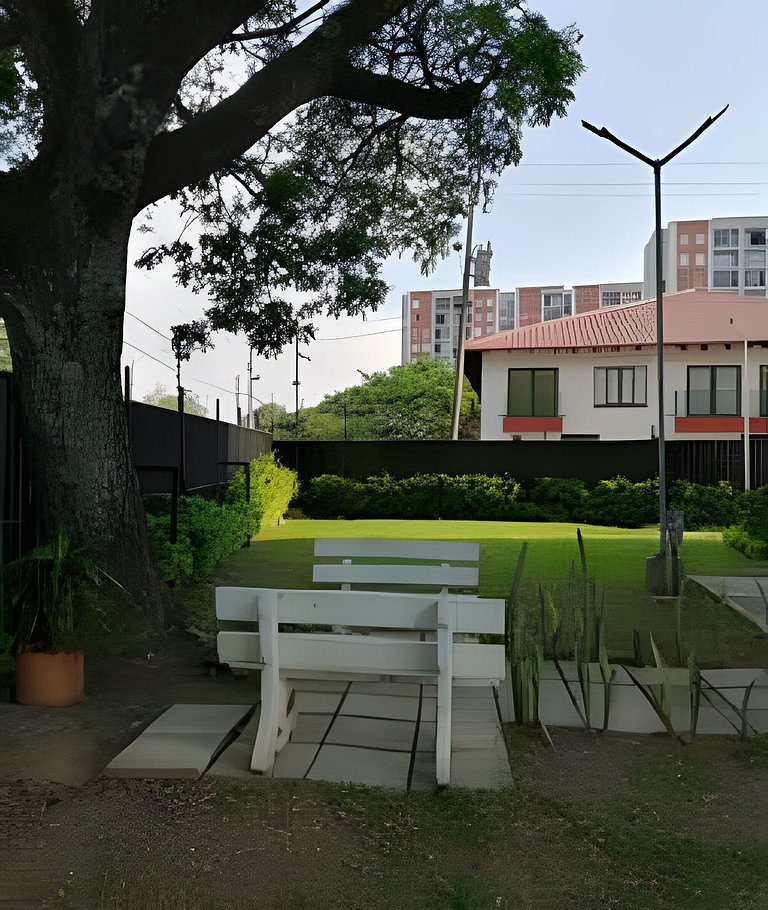 Apartamento con aire, hamaca, piscina y gym